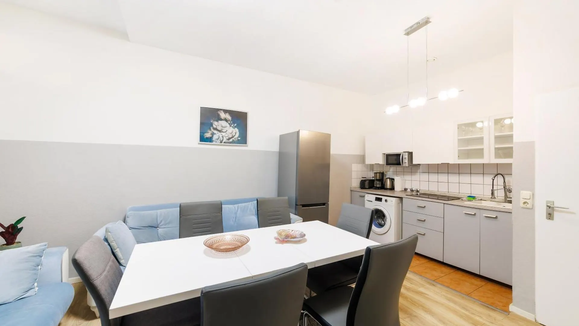 Big Central City 6Rooms Aprt Kurfuerstendamm ベルリン