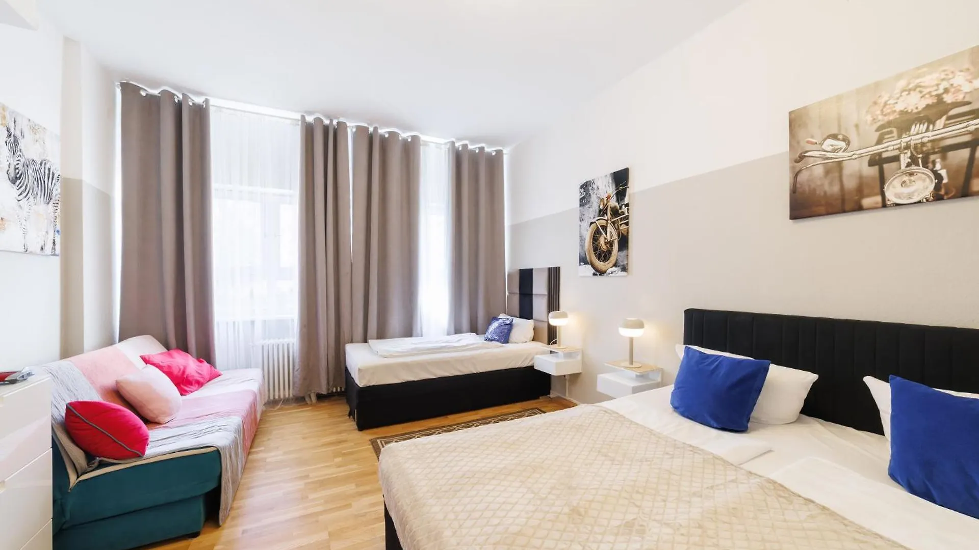 Big Central City 6Rooms Aprt Kurfuerstendamm ベルリン 0*,  ドイツ